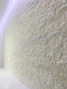 Kamień dekoracyjny marmurowy Pure White Brick 10x30 4.webp