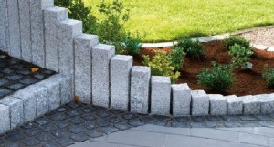 Palisada-kamienna-granitowa-10x10x100.jpg
