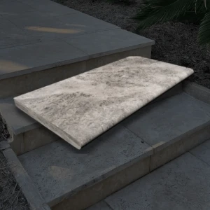 Trawertyn Parapet / Stopnica kamienna Silver Latte Bębnowany 135x35x3 cm Bullnose