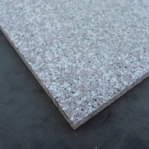 Płytka granitowa brązowa płomieniowana G664 60x60x2