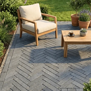 Vápenec Kadappa Black Dlažební kostka Bubenovaná 5x20x5 cm PŘEDPRODEJ
