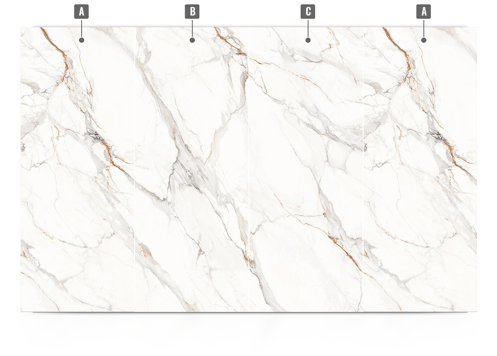 Vzor zlaté žíly na celé stěně